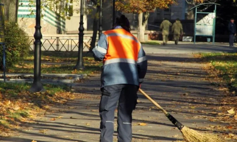 У Дніпрі витратять 16,7 млн грн на прибирання вулиць
