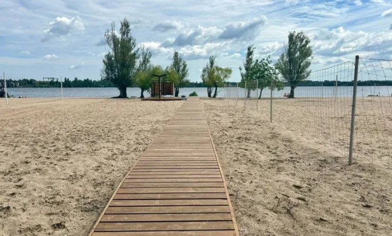 Якість води на пляжах Дніпра: результати перевірки