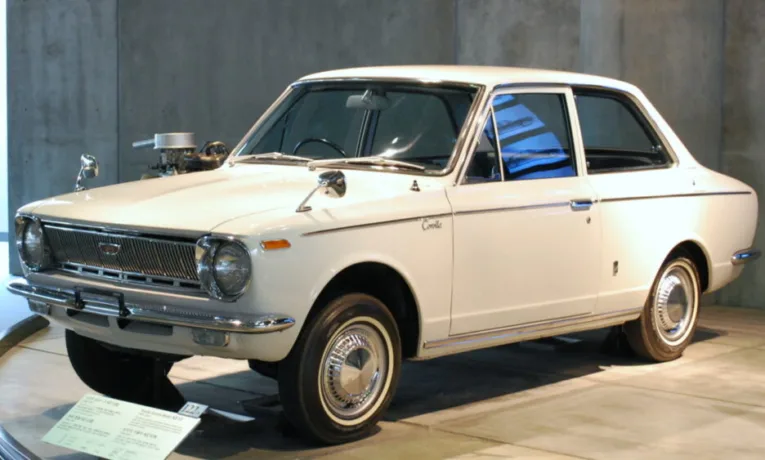 5 легендарних авто, що випускаються десятиліттями