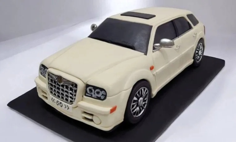 Кондитер з Дніпра створив торт у вигляді авто Chrysler