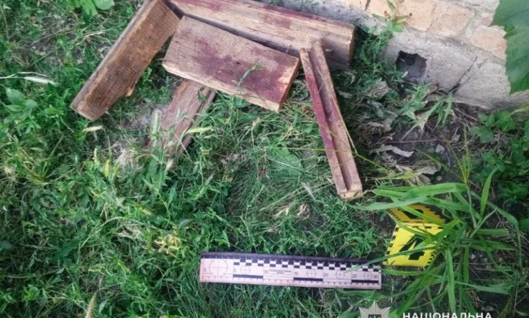 На Дніпропетровщині чоловік вбив знайомого через ревнощі