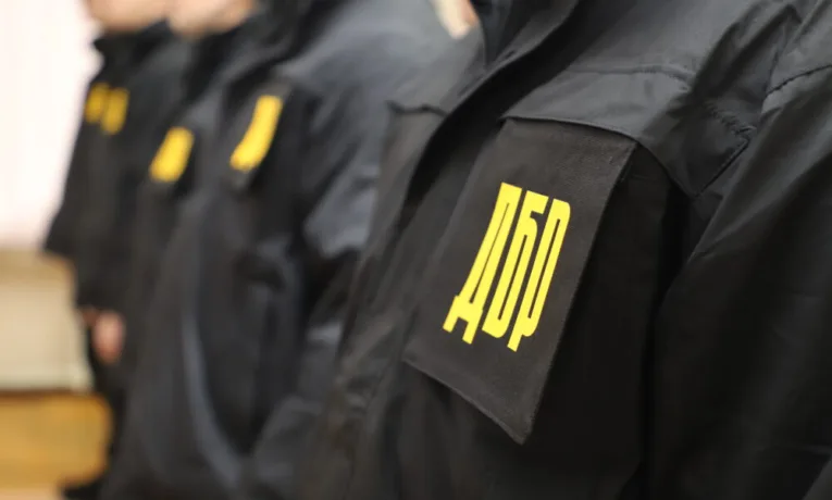 На Дніпропетровщині викрили схему розкрадання «бойових»