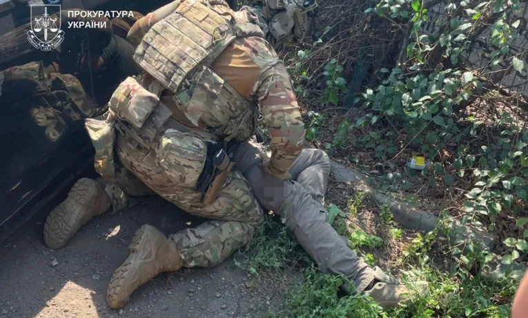 На Дніпропетровщині викрили схему вивезення військового