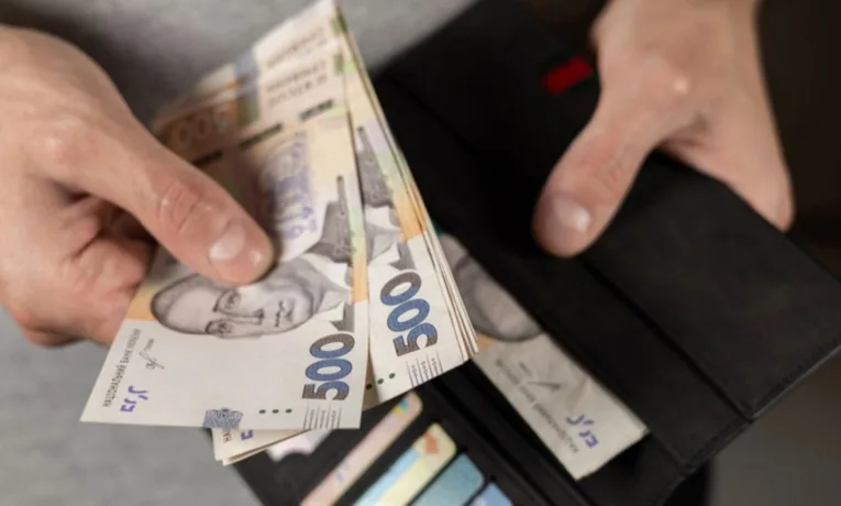 Стипендії студентам в Україні: нові суми з 1 вересня