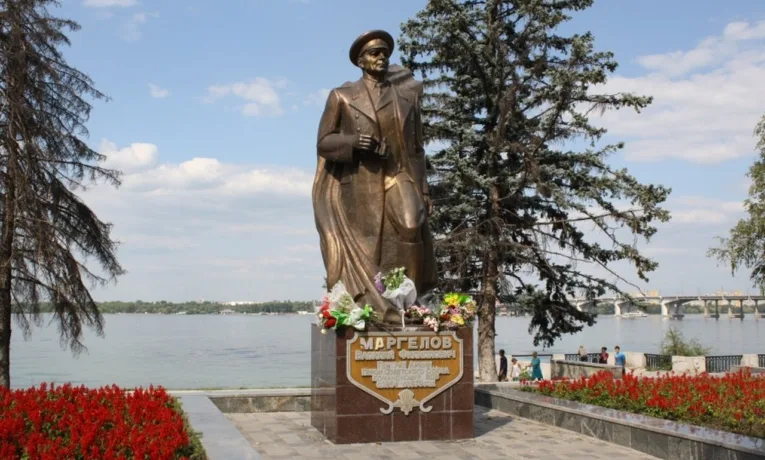 У Дніпрі демонтують пам’ятник Маргелову