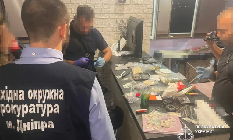 У Дніпрі ліквідували масштабний наркотрафік на 5 млн грн