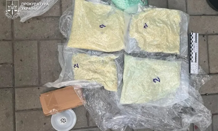 У Дніпрі викрили наркокур'єра з партією PVP на 3 млн грн