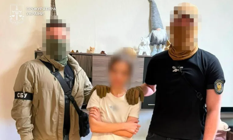 У Дніпрі викрили жінку, яка допомагала ворогу зі Starlink