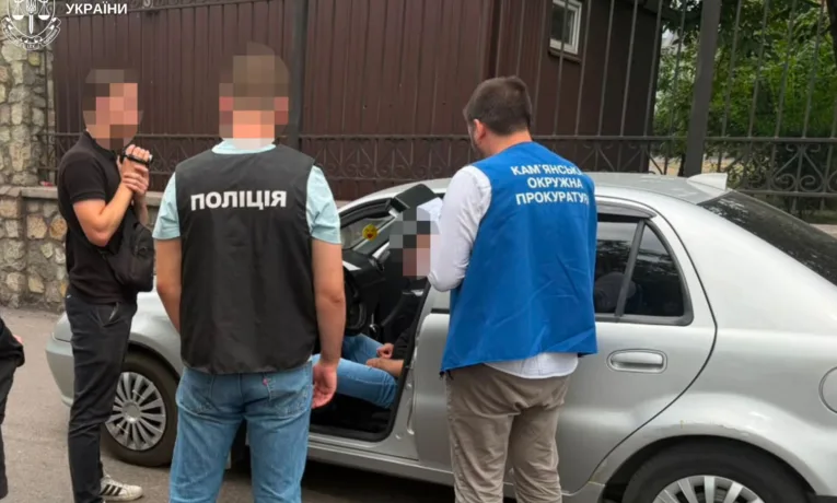У Кам’янському лікар вимагав хабар за фіктивну інвалідність