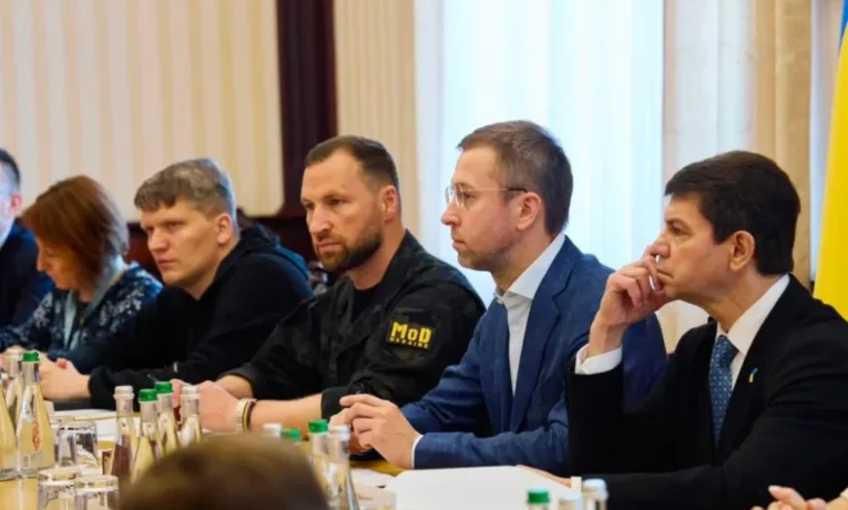 Уряд проведе екстрені консультації з бізнесом після атаки