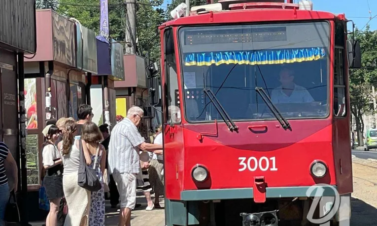 Зміни руху транспорту у Дніпрі 25 серпня: що важливо знати