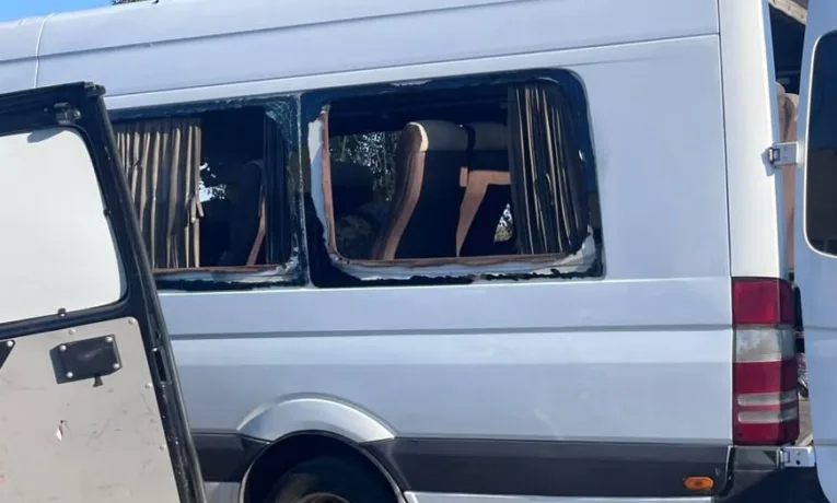 Атака на автобус на Нікопольщині: є загиблі та поранені