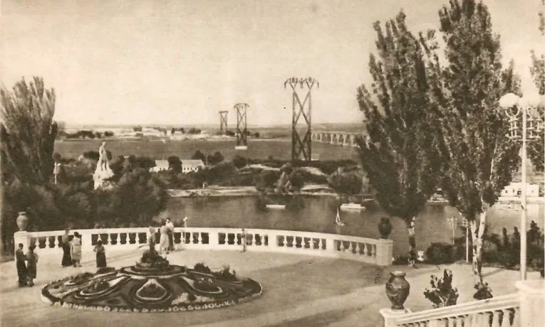 Дніпро у 1956 році: унікальні архівні листівки міста