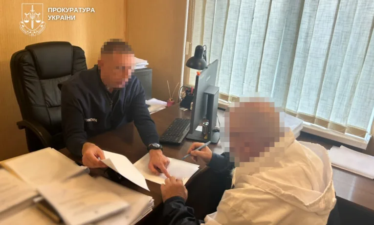 На Дніпропетровщині чоловік вистрілив у 13-річного підлітка
