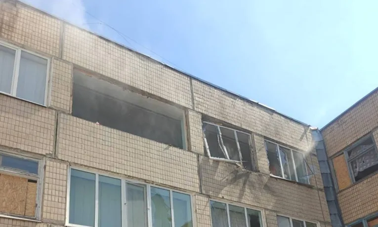 Наслідки обстрілів Дніпропетровщини: є загиблий та поранені