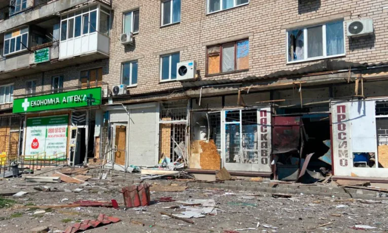 Наслідки ворожих атак на Дніпропетровщину: п'ятеро поранених