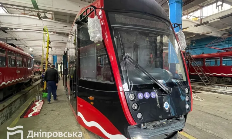 Новий трамвай на маршруті №1 у Дніпрі