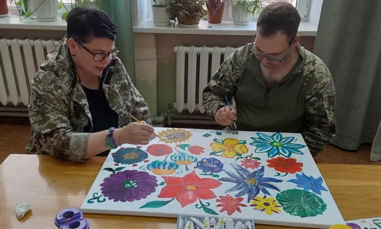 У Дніпрі ветеранів запрошують на арттерапію