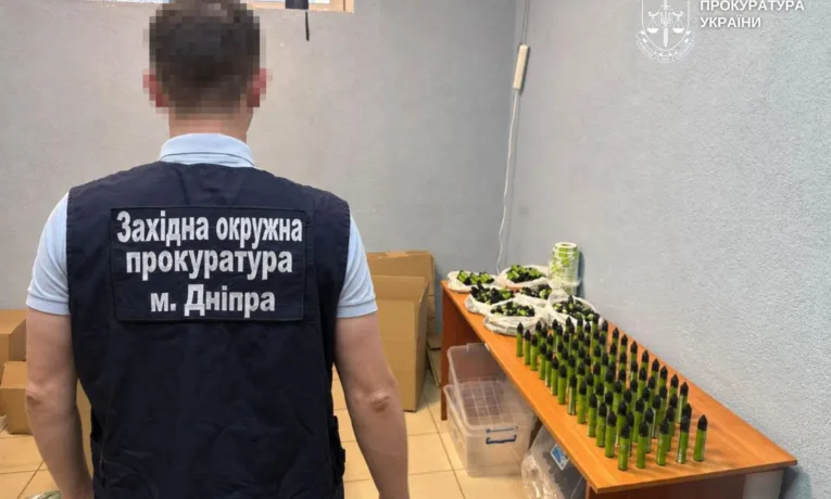 У Дніпрі викрили підпільне виробництво вейпів на 10 млн грн