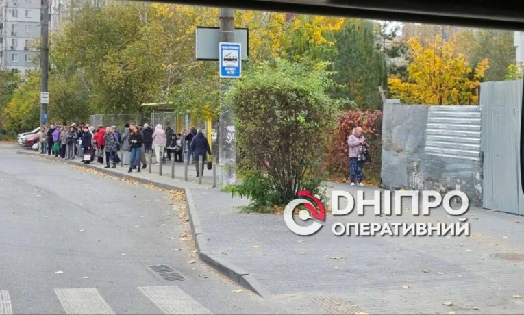 Блекаут зупинив електротранспорт у Дніпрі: деталі