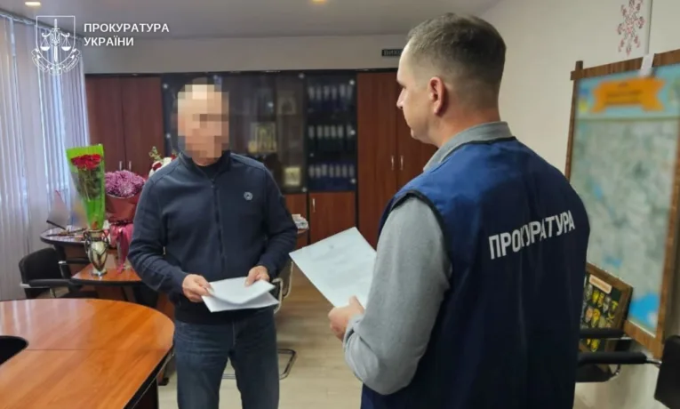 На Дніпропетровщині мера підозрюють у розтраті 1,2 млн грн