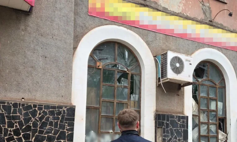 Наслідки ворожого удару по Кривому Рогу: є загиблі