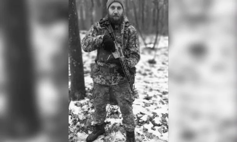 Самарівська громада попрощалася з Героєм Юрієм Шароваровим